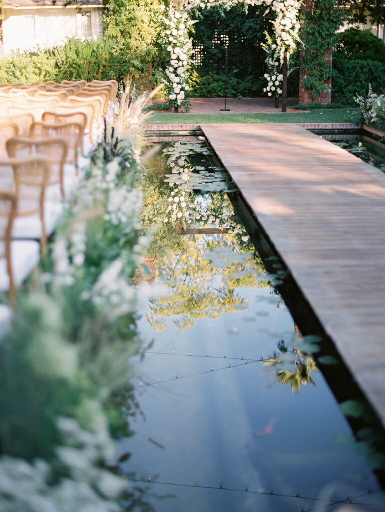 Lily pond at El Encanto